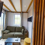 Les Du Cite Des Loisirs Galaxie Aparthotel Amnéville