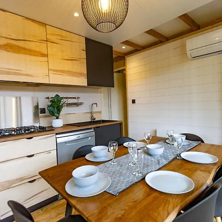 Les Du Cite Des Loisirs Galaxie 3* 岩尼维利