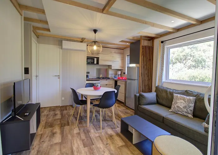 公寓式酒店 Les Du Cite Des Loisirs Galaxie 岩尼维利