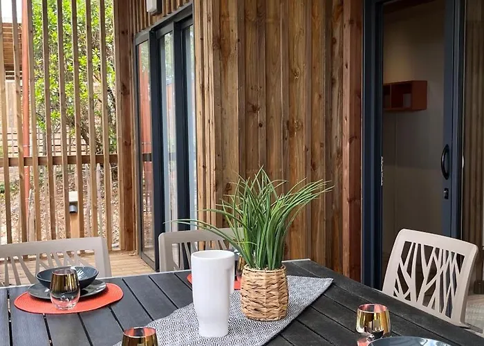 Les Du Cite Des Loisirs Galaxie 3*